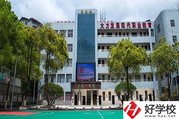 懷化市旅游學(xué)校有哪些專業(yè)？就業(yè)方向如何？