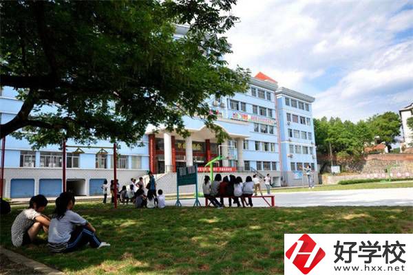 炎陵縣職業(yè)技術學校怎么樣？有哪些辦學特色？