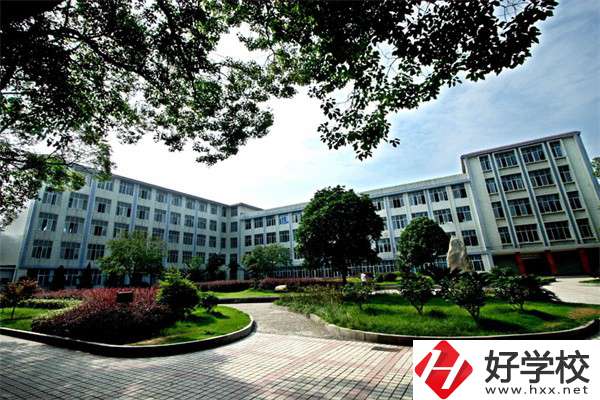 岳陽排名靠前的中專學校有哪些？學校具體位置在哪里？
