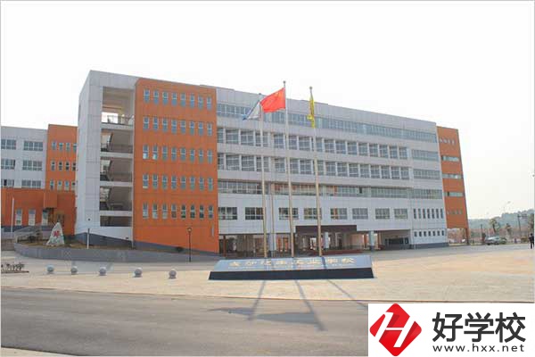 男生適合去長沙哪所中職學(xué)校？