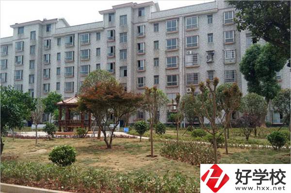 湘潭計算機職業(yè)技術(shù)學校教學樓