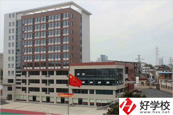 在湘潭，有哪些技校是公辦的？