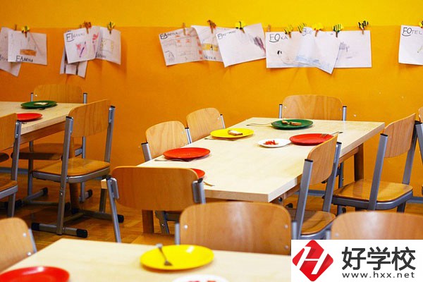 想在郴州讀中專，選擇什么專業(yè)比較好？