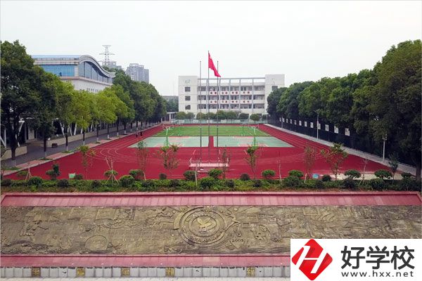 益陽(yáng)市自立職業(yè)技術(shù)學(xué)校有哪些特色專(zhuān)業(yè)？