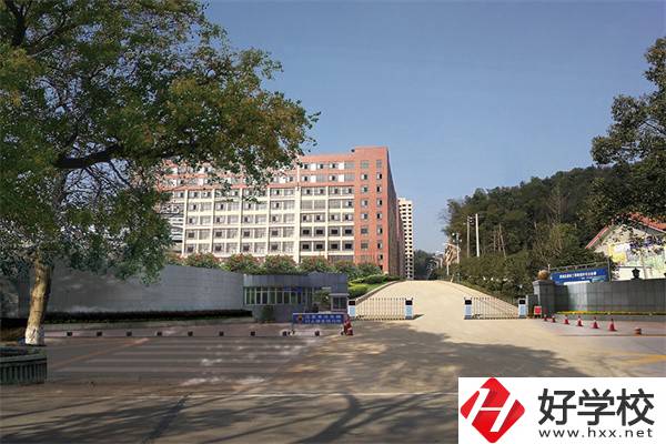 長沙排名前三的民辦技校有哪些？辦學(xué)條件怎么樣？