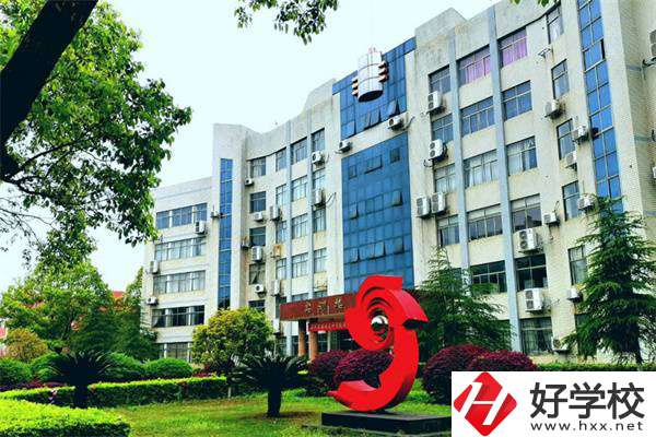 湖南有五年制衛(wèi)校嗎？衛(wèi)校都開設(shè)有哪些醫(yī)衛(wèi)專業(yè)？