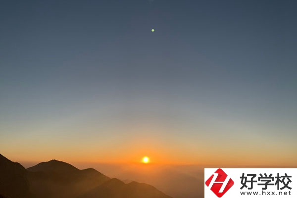 醴陵市陶瓷煙花職業(yè)技術(shù)學(xué)校怎么樣？師資力量如何？