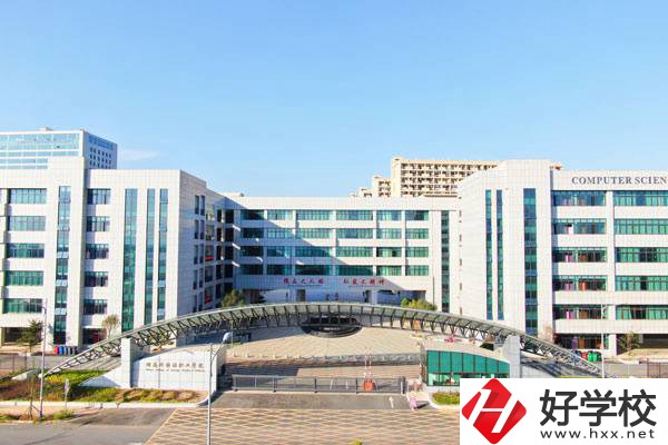 長沙有可以推薦的民辦五年制大專嗎？有什么優(yōu)勢？
