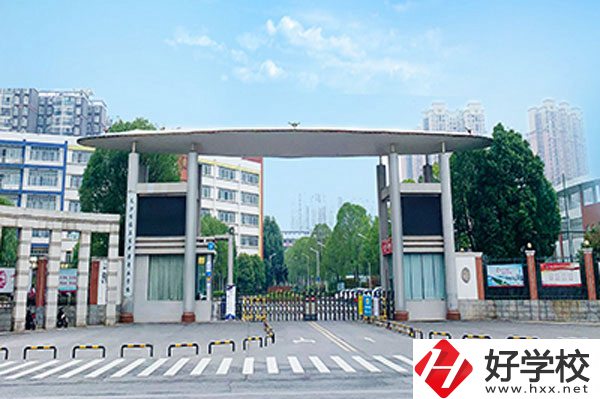 長沙博雅衛(wèi)生中專學校開設哪些專業(yè)，招生要求是什么？