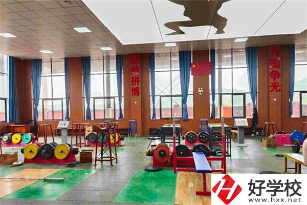 在邵陽想學(xué)體育可以去哪所職校？學(xué)體育好就業(yè)嗎？