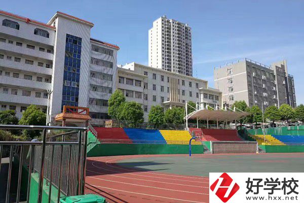 邵陽市計算機(jī)普通中等專業(yè)學(xué)校是公辦嗎？辦學(xué)條件好嗎？