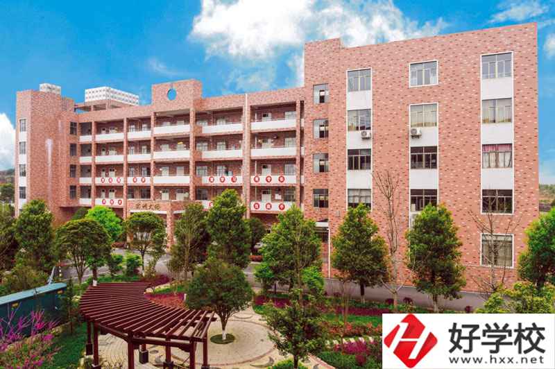武岡市職業(yè)中專(zhuān)學(xué)校有什么特色專(zhuān)業(yè)？