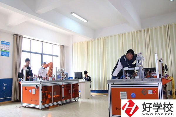 湘潭縣職業(yè)技術(shù)學校有哪些辦學特色，招生要求有哪些？