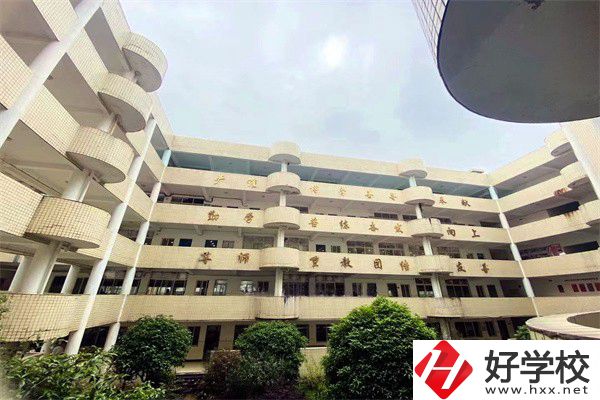 長(zhǎng)沙音樂(lè)表演專業(yè)比較好的中職有哪些？學(xué)費(fèi)貴嗎？