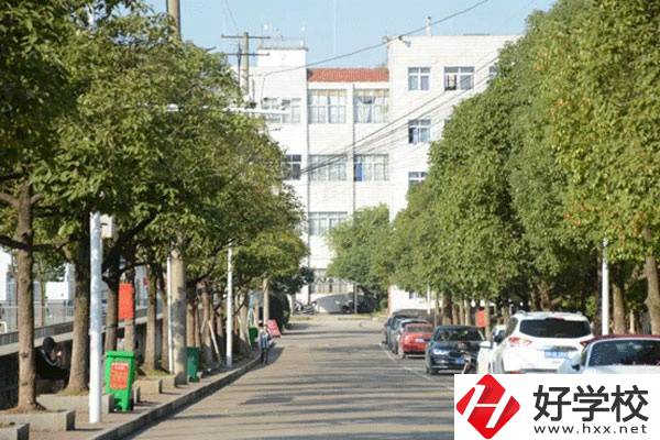 懷化經(jīng)開(kāi)區(qū)有什么職校？開(kāi)設(shè)了哪些專業(yè)？