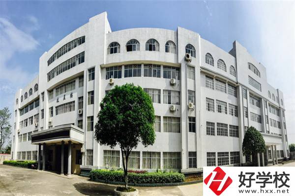 婁底市最好的公辦中專是哪所？有什么辦學(xué)特色？