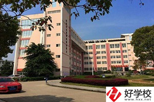 長沙市現(xiàn)代服務(wù)職業(yè)中專學(xué)校發(fā)展如何？