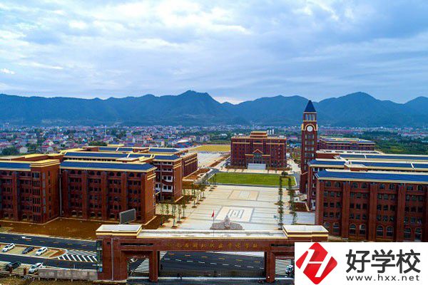 湖南省湘北職業(yè)中專學(xué)校位置在哪里？辦學(xué)條件怎么樣？