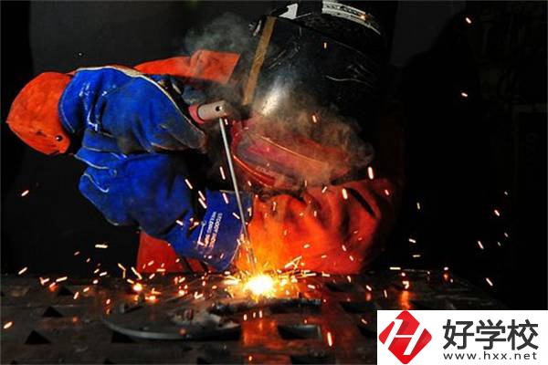 郴州有學(xué)電焊專業(yè)的學(xué)校嗎？就業(yè)薪資高嗎？
