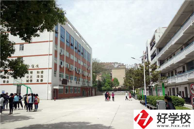 邵陽市女子職業(yè)學(xué)校值不值得報(bào)考？辦學(xué)特色是什么？