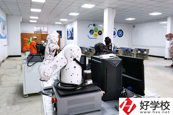 長沙環(huán)球職業(yè)中專有哪些特色專業(yè)？