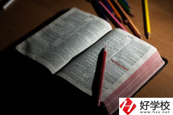 在衡陽想學(xué)廚師？這個學(xué)校不能錯過！