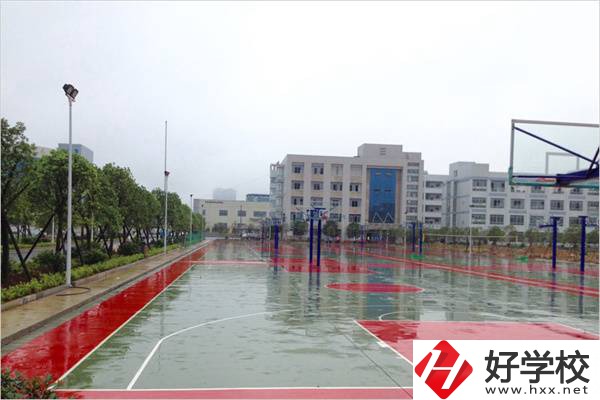 瀏陽最好的技校是哪一所？開設(shè)有什么專業(yè)？