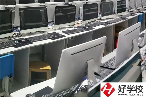 懷化市大鑫學(xué)校是職校嗎？辦學(xué)條件怎么樣？