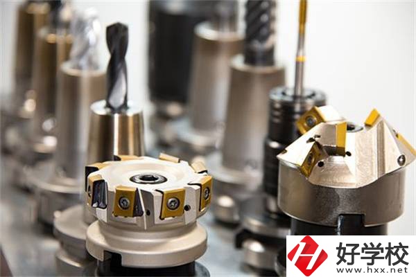 衡陽技校學什么專業(yè)比較好？