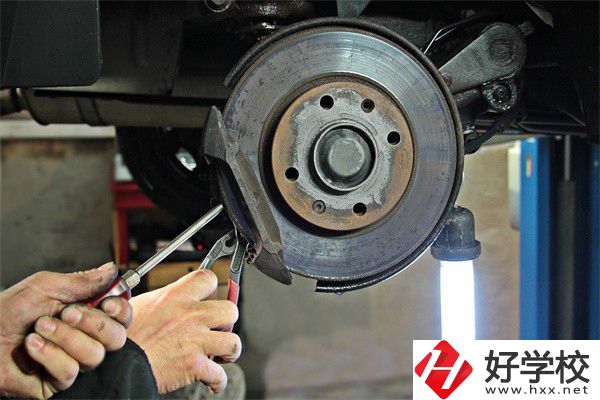湖南中職該怎么選專業(yè)？有什么專業(yè)推薦？