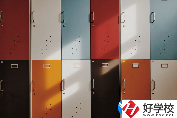 株洲最好的職業(yè)學(xué)校是哪個？宿舍怎么樣？