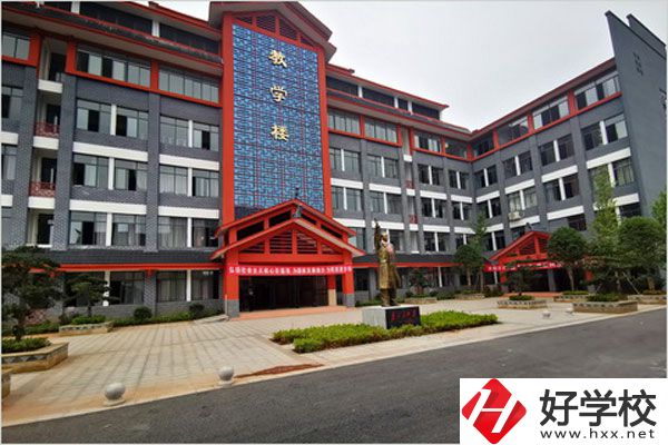懷化精武體育藝術(shù)職校有哪些專業(yè)？就業(yè)方向怎么樣？