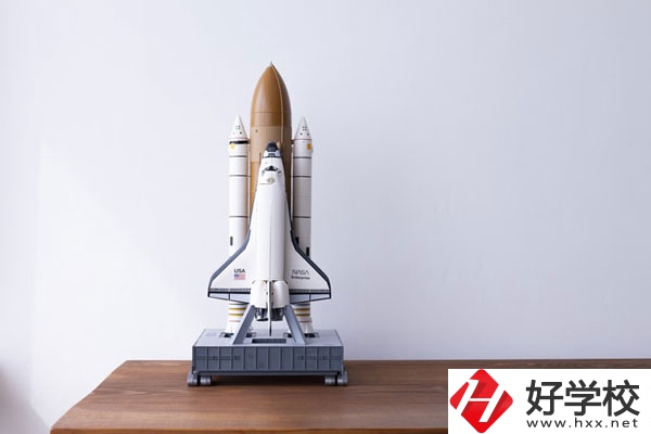 長(zhǎng)沙航天學(xué)校怎么樣？宿舍好不好？